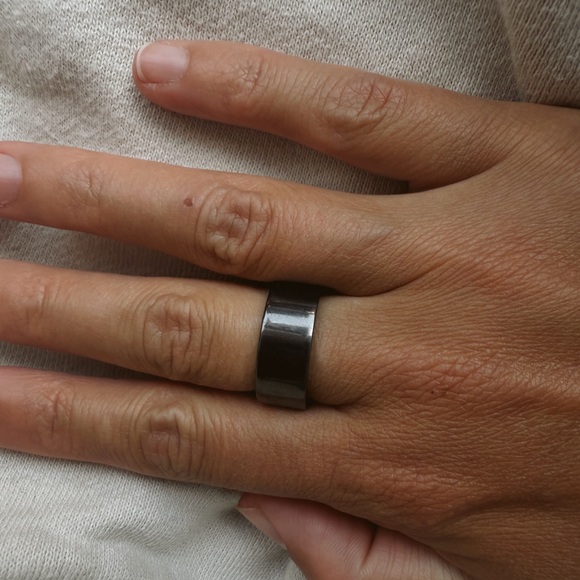 Ultrahuman ring black - Picture 2 of 4